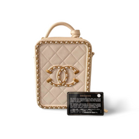 used-Chanel White Vanity Case Bag in Lambskin Leather-MILOURA