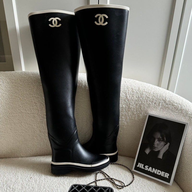 used-Chanel rubber over the knee boots in black and white with CC logo 36 Limited Edition-MILOURA
