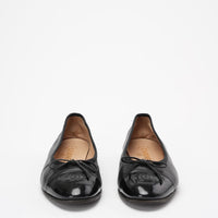 Chanel Black Leather and Patent CC Cap Toe Bow Ballet Flats Size 38 ½