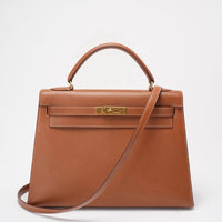 Hermès Vintage Kelly Sellier 32 Gold Leather V Cricle Gold Hardware
