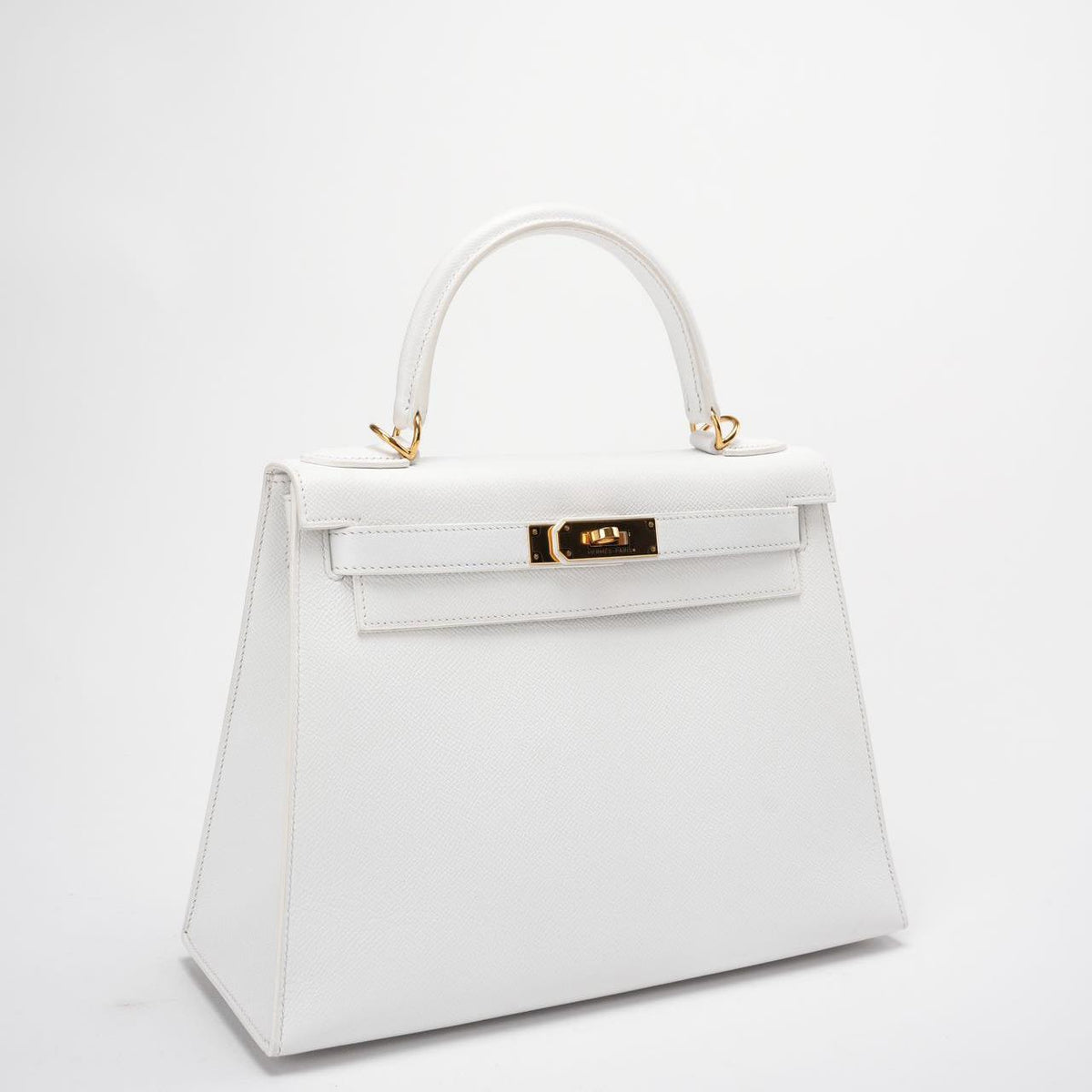 The Ultimate Hermès Kelly Sizing Guide: Choosing Your Perfect Icon