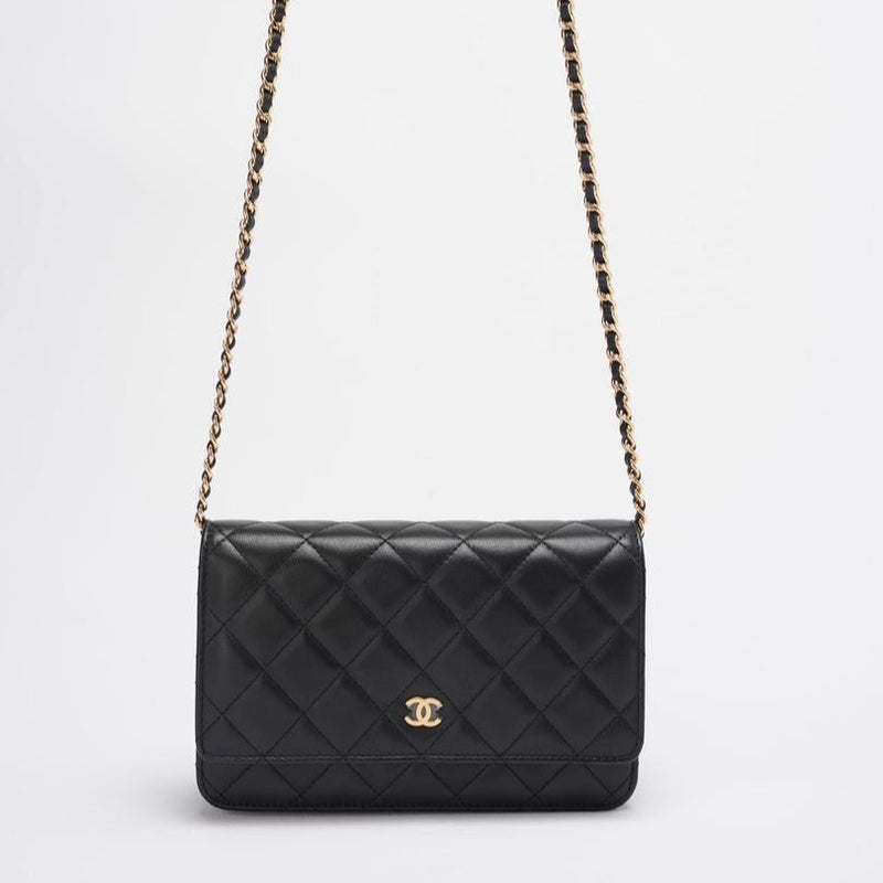 Chanel Wallet On Chain (WOC) Black Bag In Lambskin Leather With Gold Hardware 2018 Front