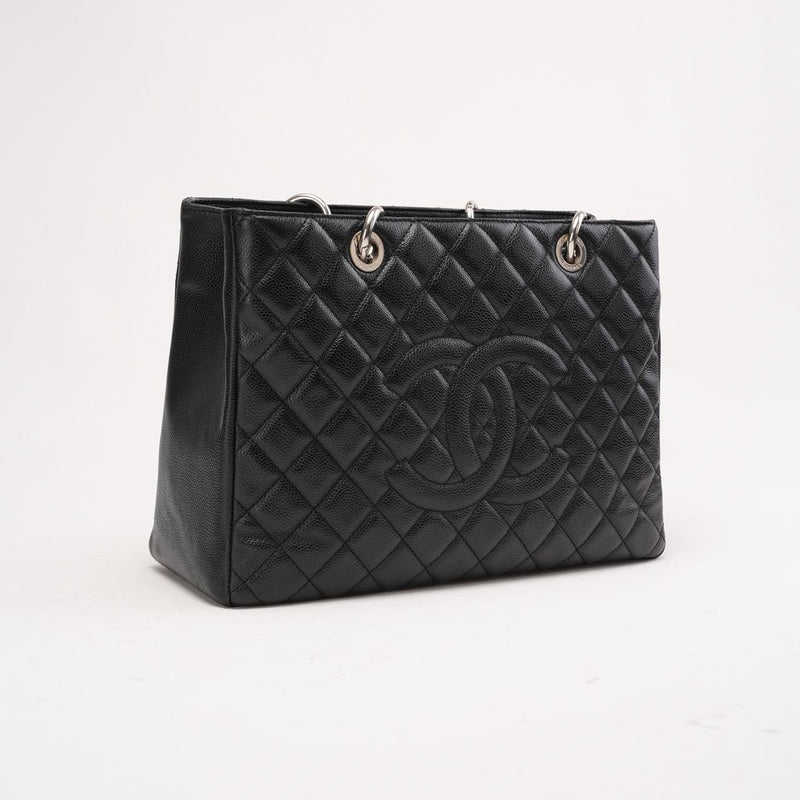 chanel GST caviar black 2011 - right side view 