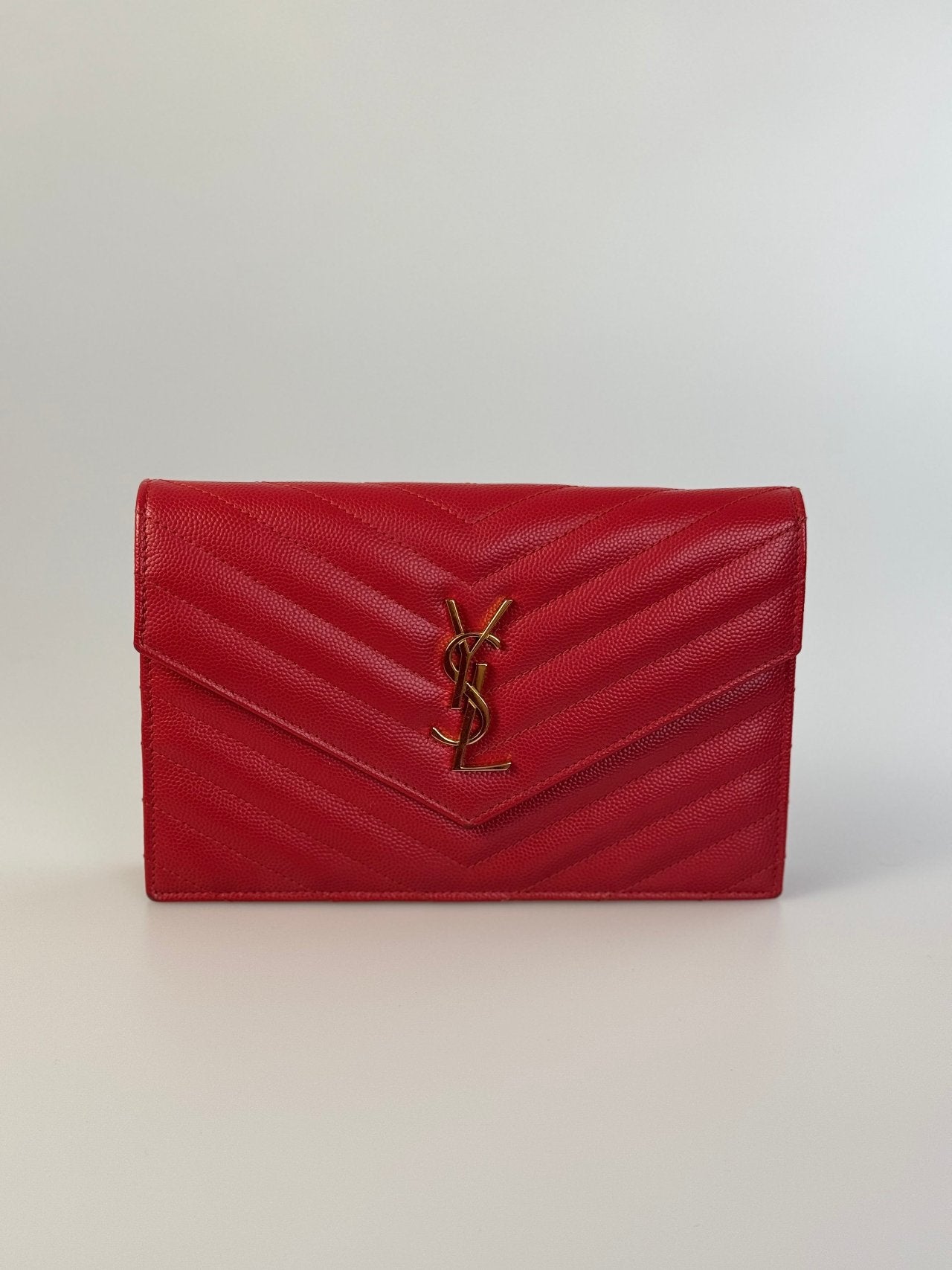 Used Saint Laurent Cassandre envelope Red Bag MILOURA Used Saint Laurent Cassandre envelope Red Bag MILOURA