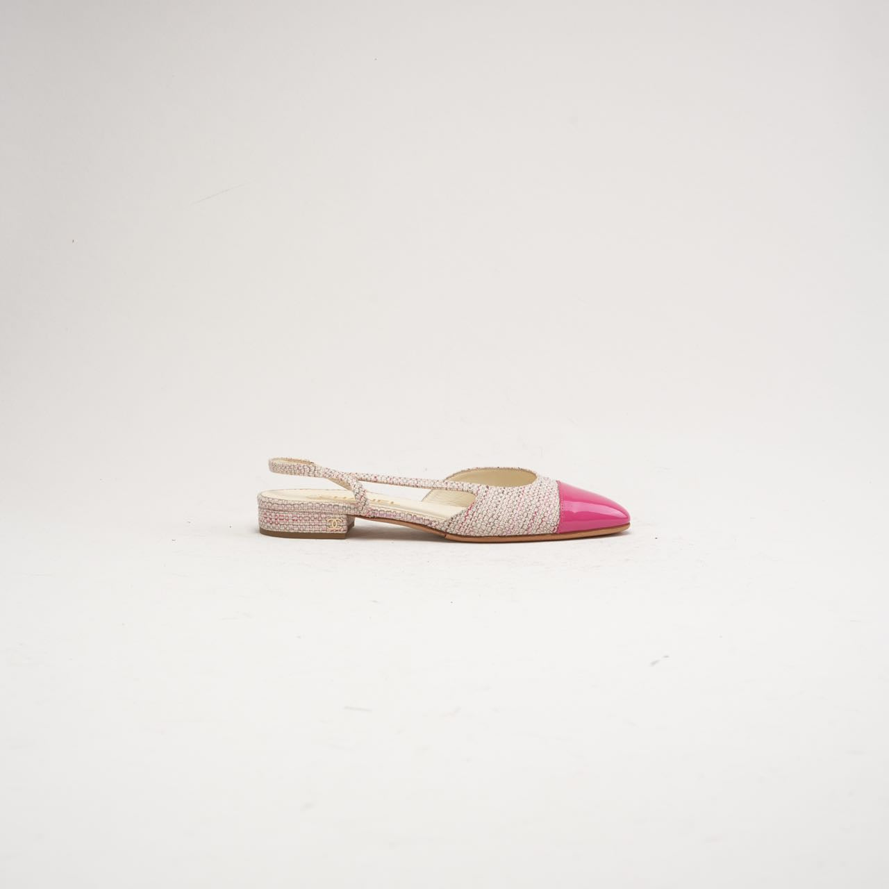 【正規品】新品未使用Tweed Slingback Flats 38 Second Hand Chanel CC Logo Tweed Slingback Flats Pink 38C