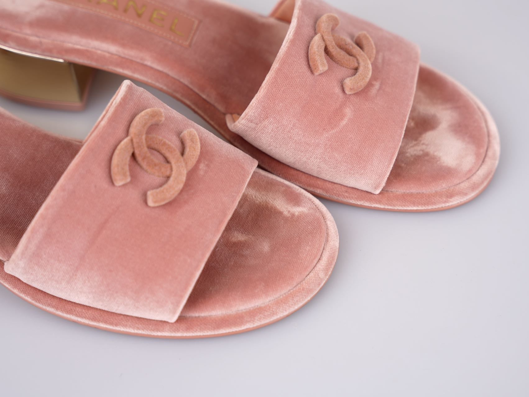 Used Chanel Gold Heels Pink Mules Size 38C | MILOURA
