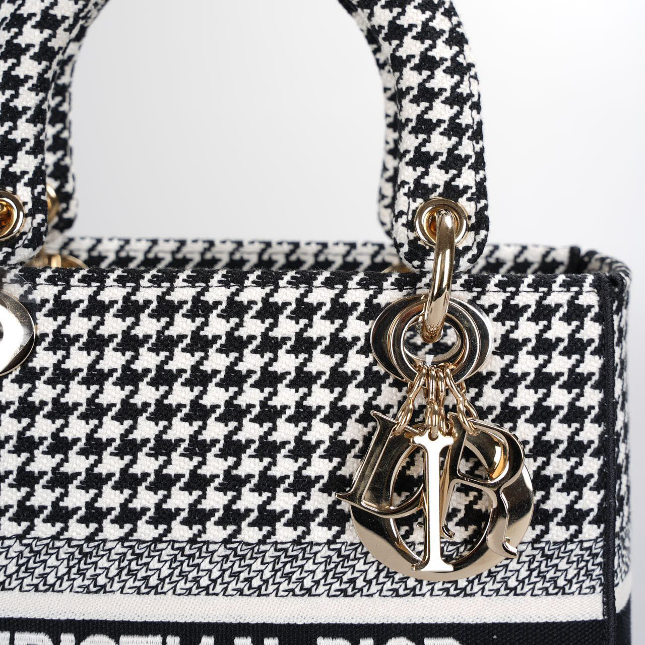 Dior ディオール バッグ 美品 レディースファッション Dior ディオール バッグ 千鳥柄 ミディアム