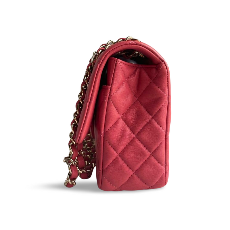 CHANEL PINK MEDIUM S BAG IN LAMBSKIN LEATHER WITH CHAMPAGNE GOLD HARDWARE Chanel Bag MILOURA