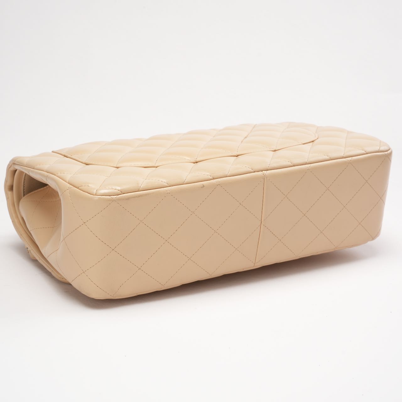 Chanel Jumbo Classic Double Flap Beige Lambskin 2011 | Miloura