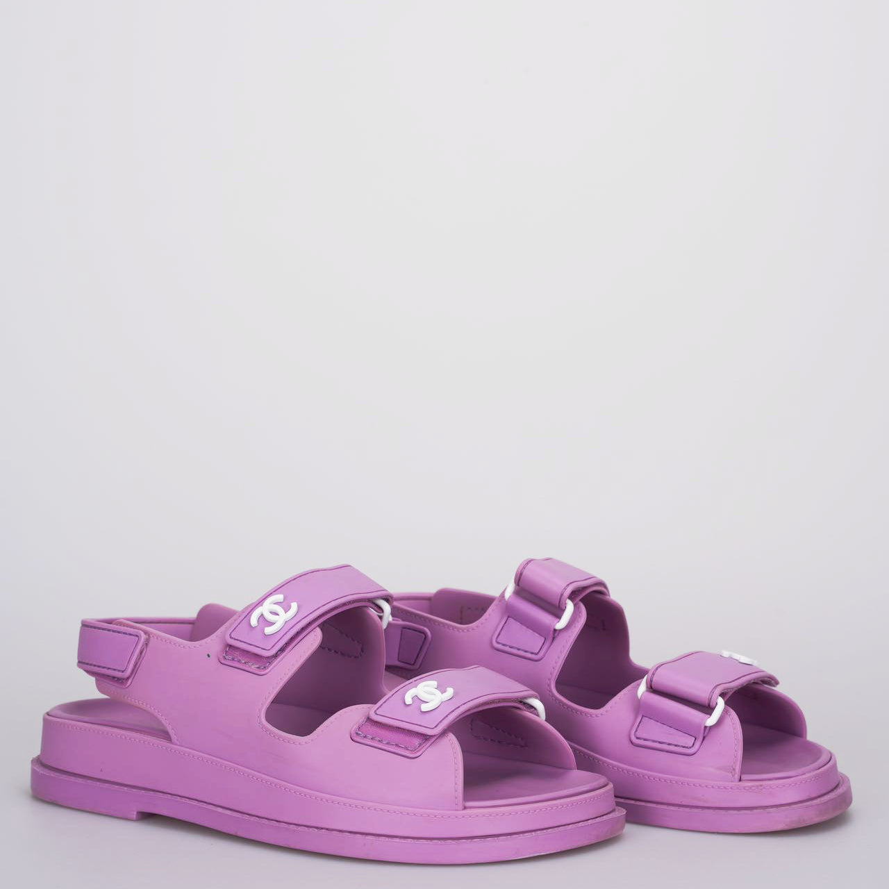CHANEL パープル サンダル 36 Used Chanel purple cc rubber Dad Sandals 36 MILOURA