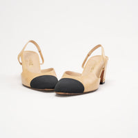 Chanel Grosgrain Cap Toe CC Slingback Pumps 38 Beige Black