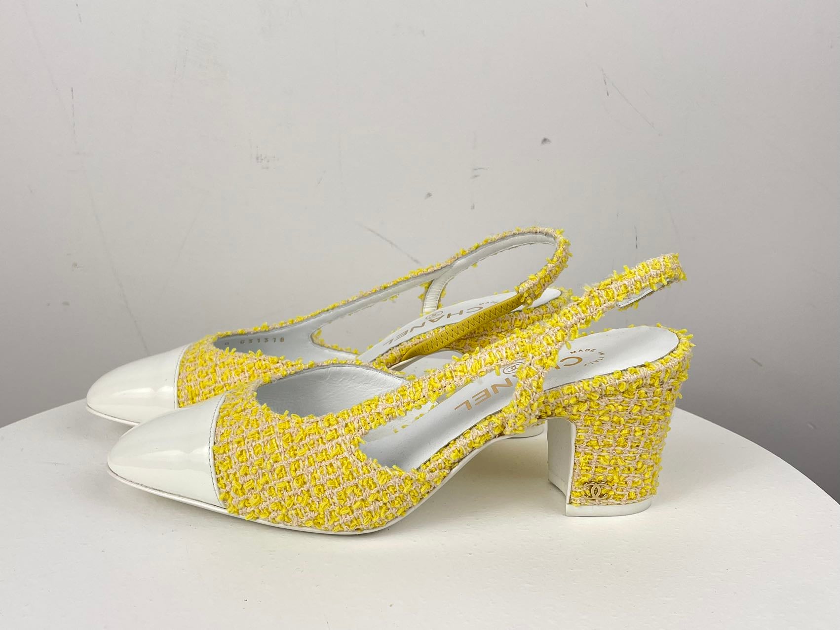 Used Chanel light yellow tweed slingback pumps with CC logo 37