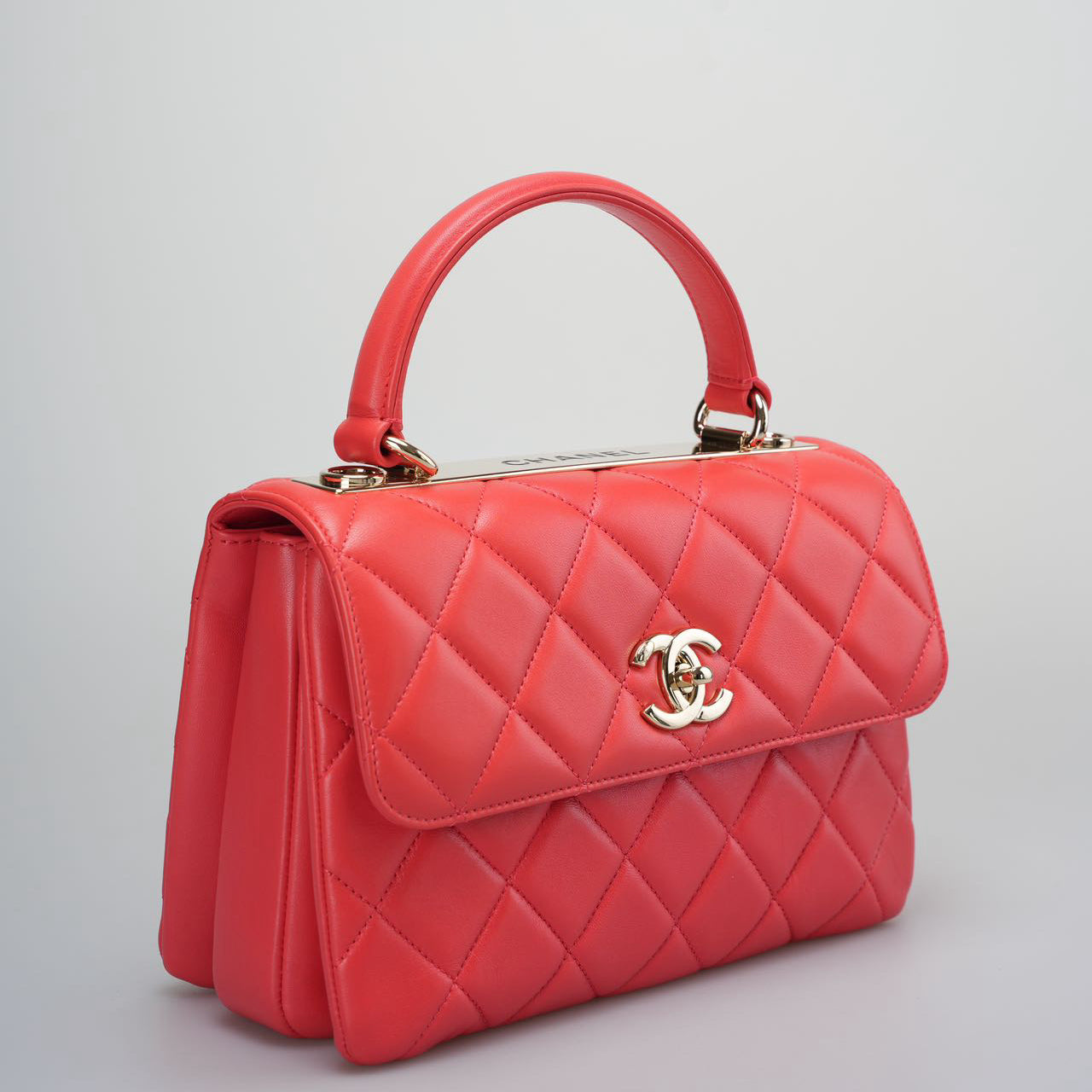 Used authentic Chanel Red Small Trendy CC Bag in Lambskin Leather