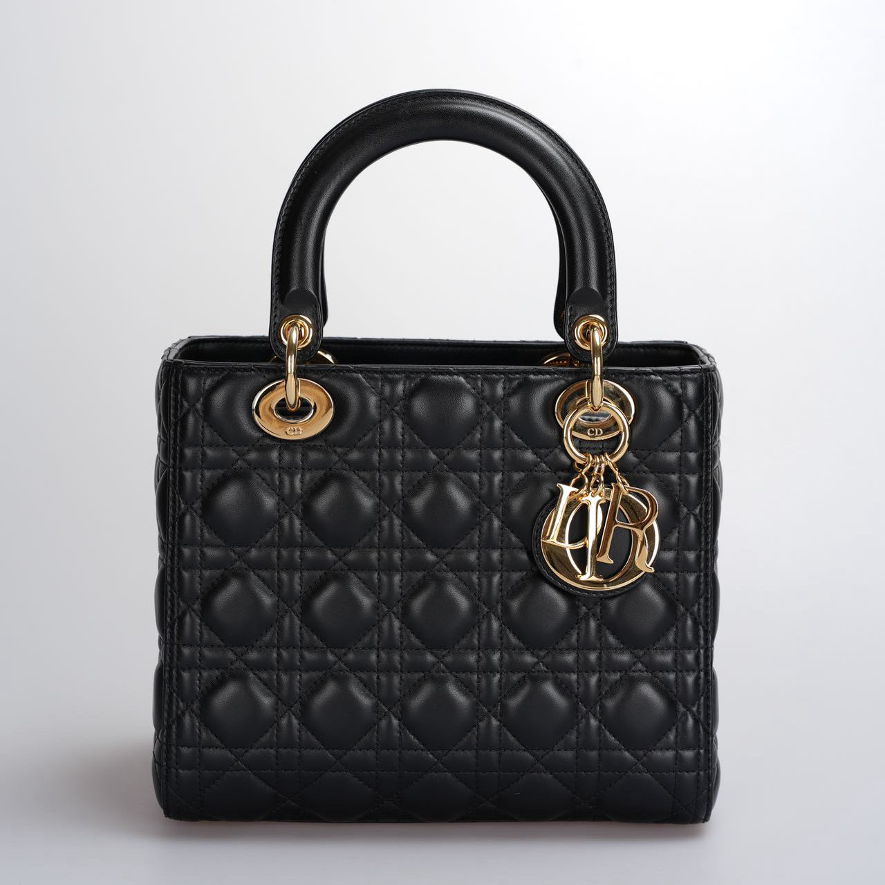 Second-hand Christian Dior Black Medium Lady Dior Bag | Miloura