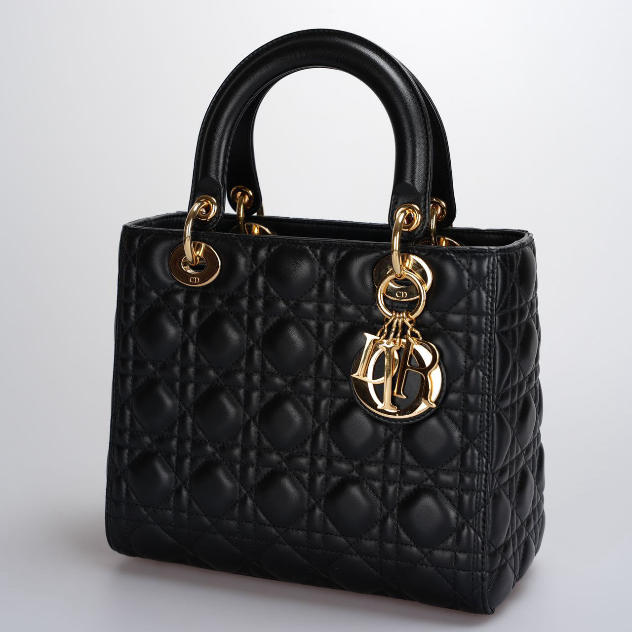 Second-hand Christian Dior Black Medium Lady Dior Bag | Miloura