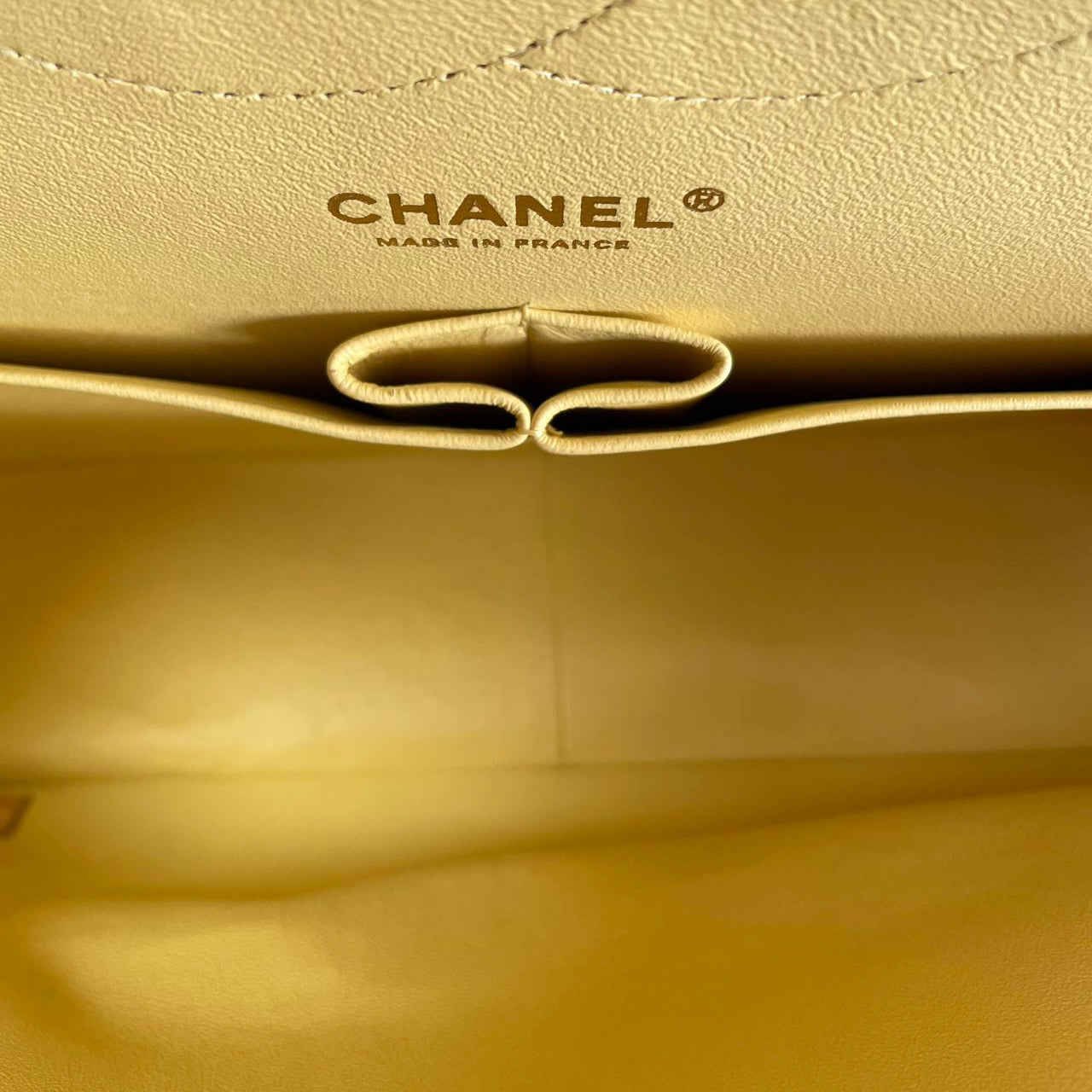 Chanel Yellow Lambskin Jumbo Double Flap 2011 – Preloved – MILOURA