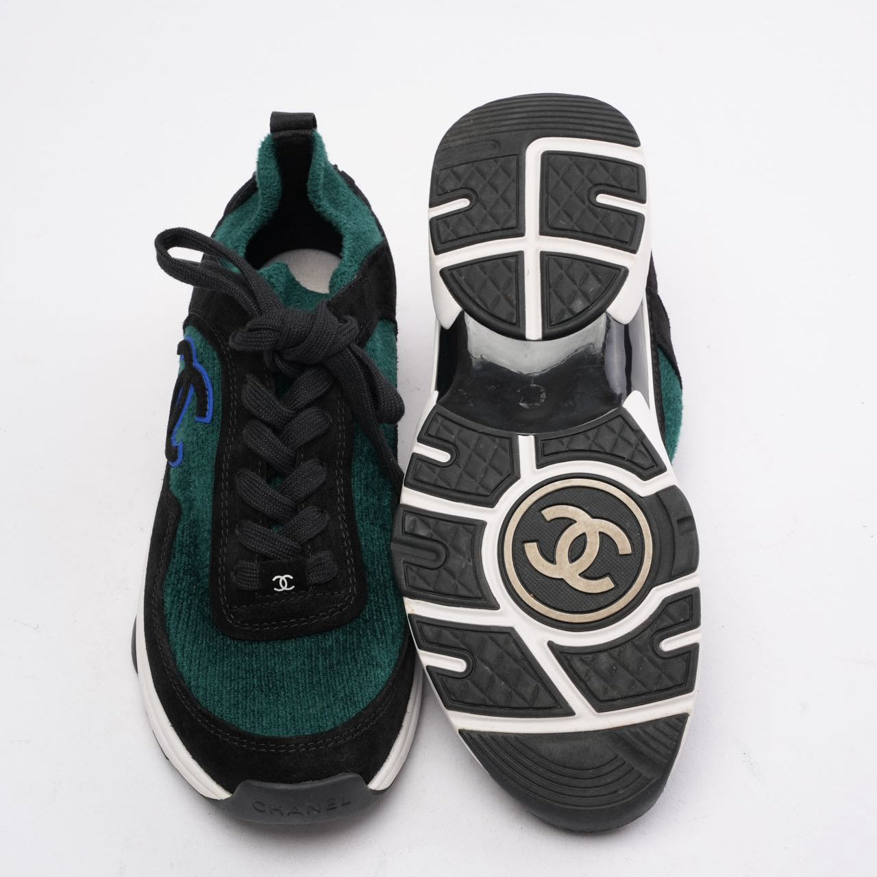Chanel Low-Top Sneakers Suede & Knit Fabric Black/Green 39 – MILOURA