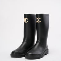 Chanel Classic Rain Boots in Black/White With CC Logo 39