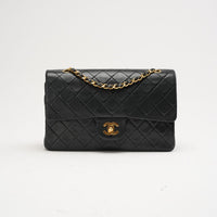 Chanel klassische mittelgroße Vintage Flap Tasche Lammleder Schwarz 1991