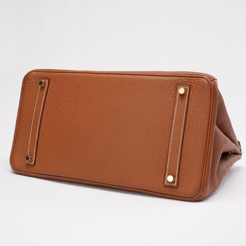 Hermès Birkin 35 — bottom right view 